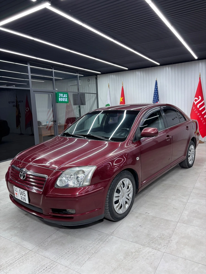Toyota Avensis II Рестайлинг 1.8 MT