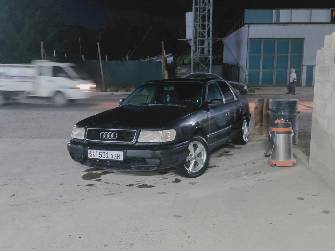 Audi A6 I (C4) 2.8 MT