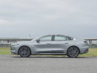 Ford Mondeo V Рестайлинг 1.5 AT