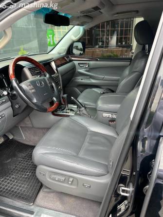 Lexus LX III 570 5.7 AT 4WD