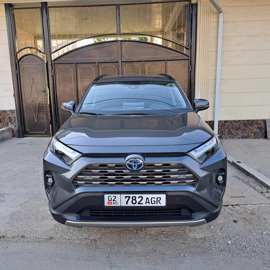 Открыть фото Toyota RAV4 V (XA50) 2.5hyb AT 4WD