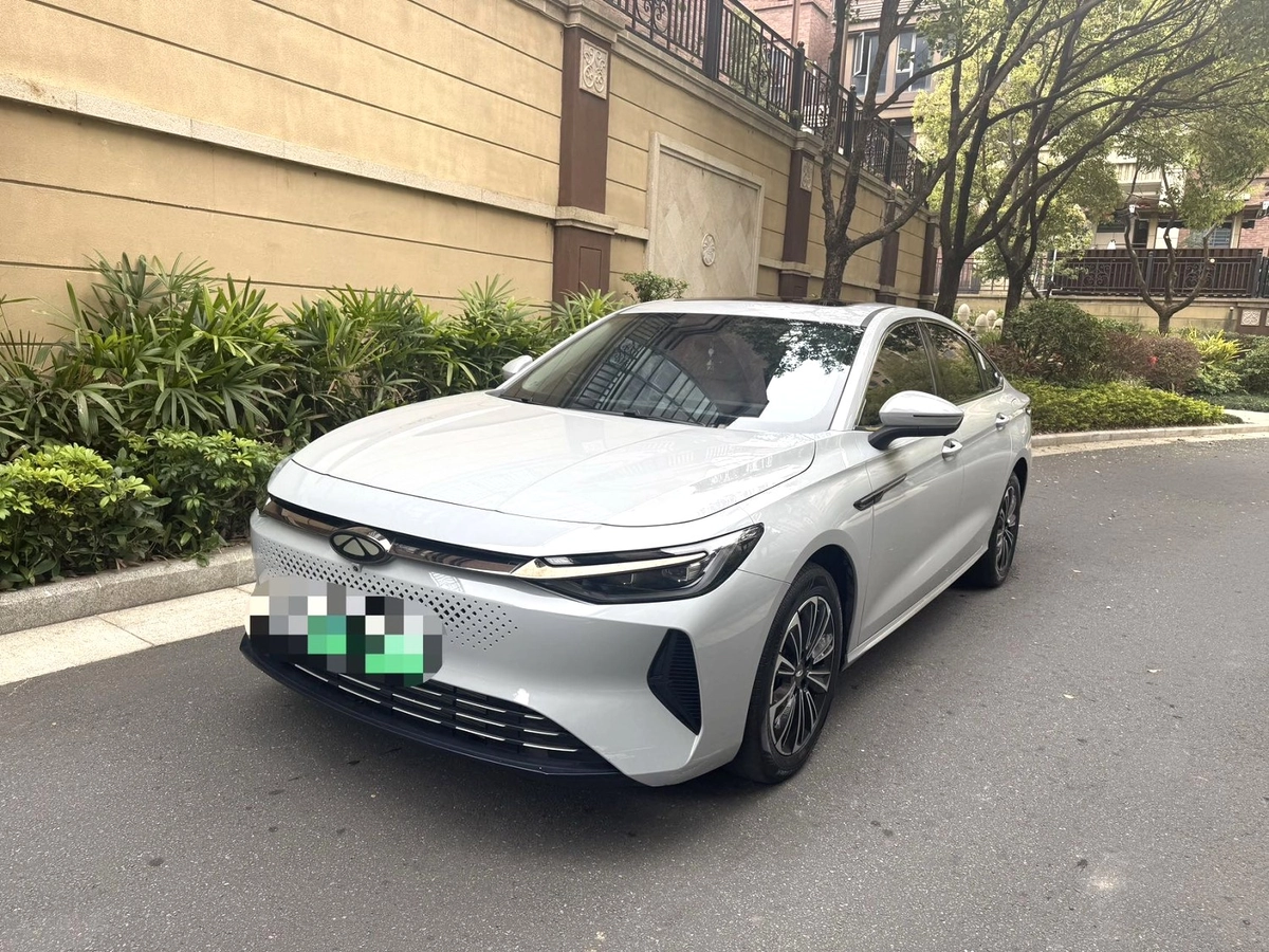 CHERY Fulwin A8 1.5hyb AT