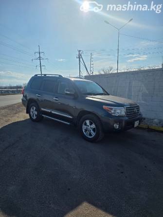 Toyota Land Cruiser 200 Series Рестайлинг 1 4.6 AT 4WD