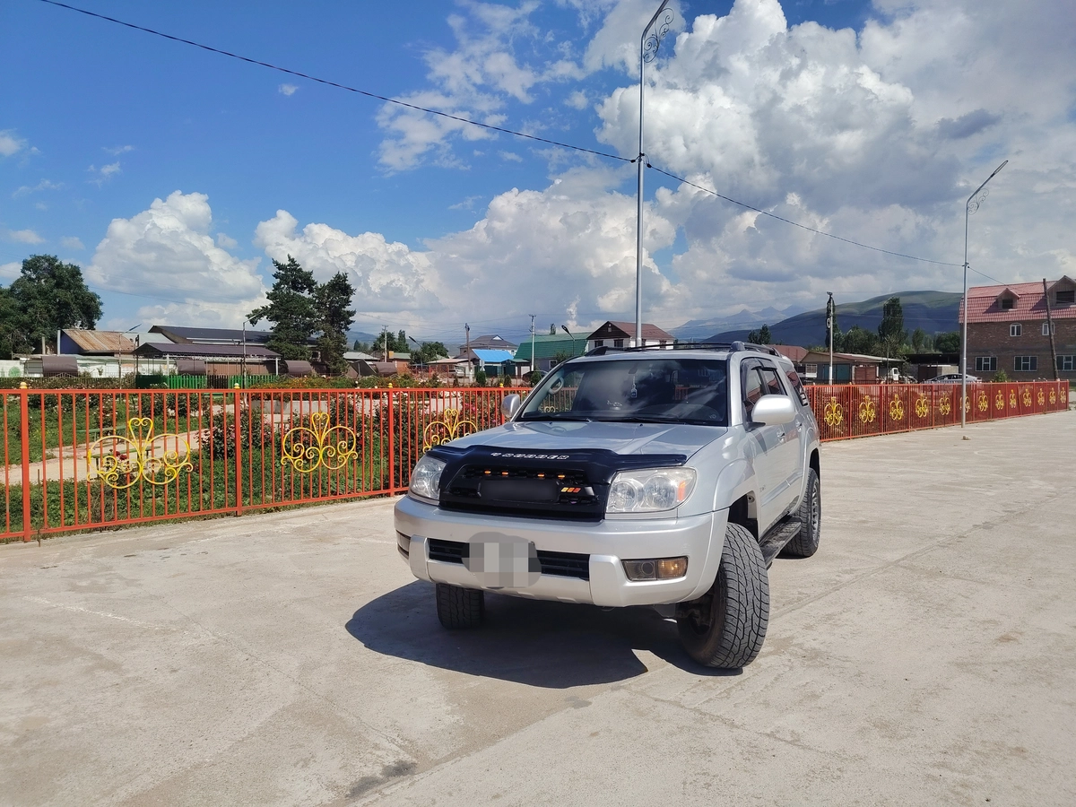 Открыть фото Toyota 4Runner IV 4.0 AT 4WD