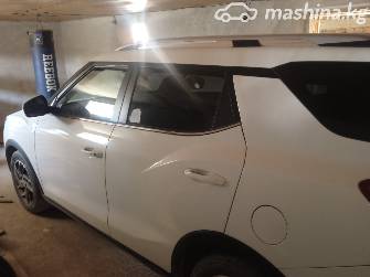 SsangYong Tivoli I Рестайлинг 1.5 AT