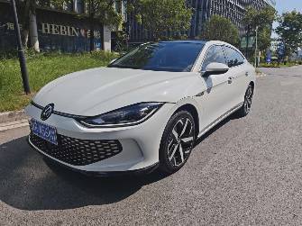 Volkswagen Lamando II 1.4 AMT