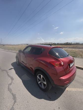 Nissan Juke I 1.6 CVT