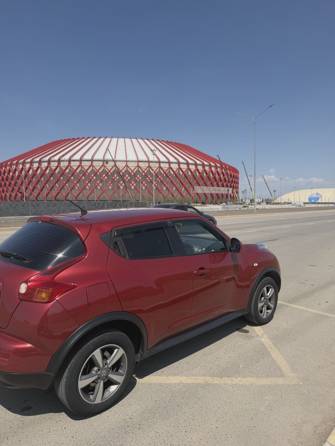 Nissan Juke I 1.6 CVT