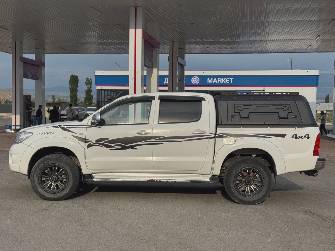 Toyota Hilux VII 2.7 MT 4WD