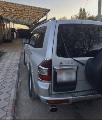 Mitsubishi Pajero III 3.2d MT 4WD