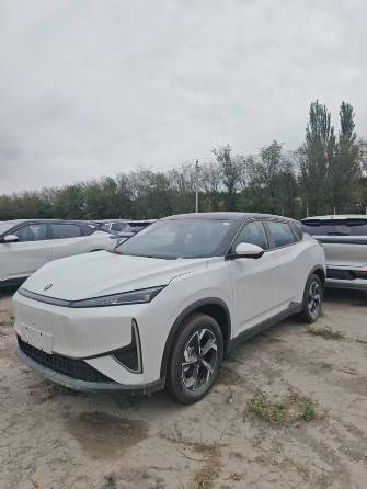 Dongfeng Aeolus L7 Electro AT