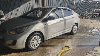 Hyundai Accent IV 1.4 AT