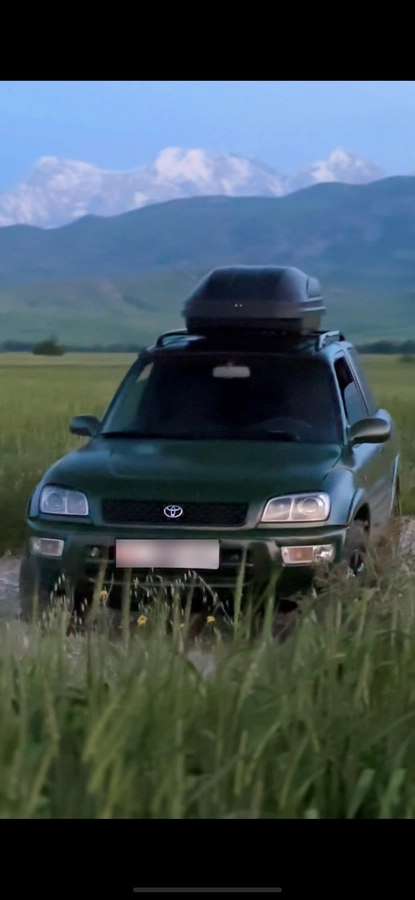 Toyota RAV4 I (XA10) 2.0 AT 4WD