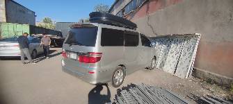 Toyota Alphard I 2.4 AT