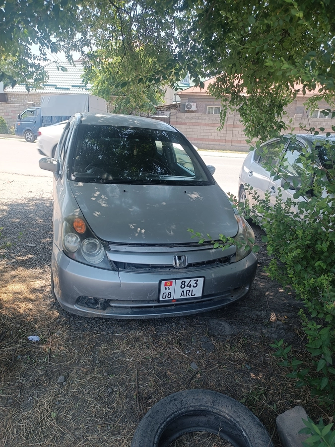 Honda Stream I Рестайлинг 1.7 AT