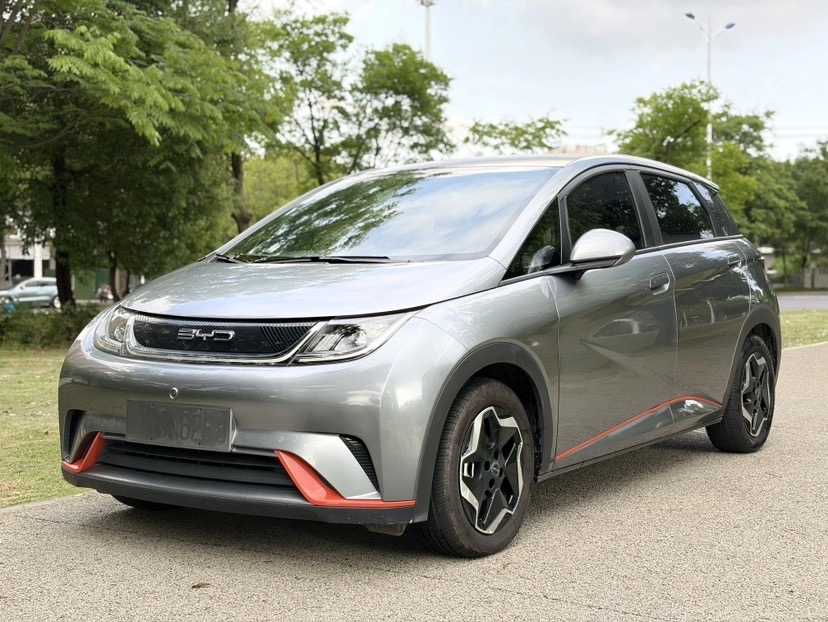BYD Dolphin 44.9 kWh Electro AT
