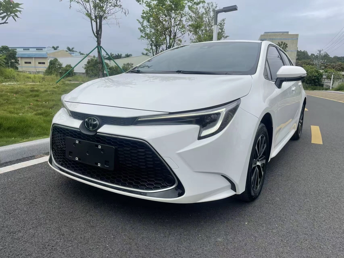 Открыть фото Toyota Levin XII (E210) Рестайлинг 1.2 CVT