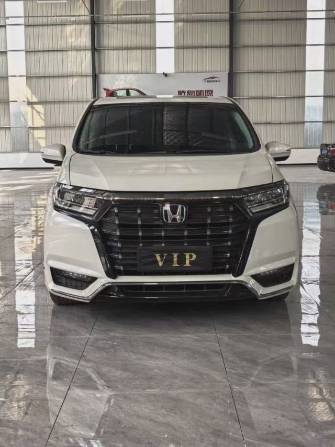 Honda Elysion (China Market) II Рестайлинг 2.0hyb CVT