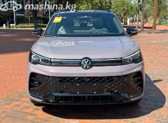 Volkswagen Tiguan III (China Market) 2.0 AMT