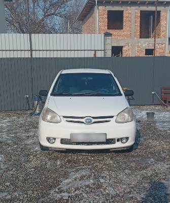 Toyota Echo 1.5 AT