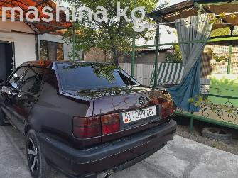 Volkswagen Vento 1.8 MT