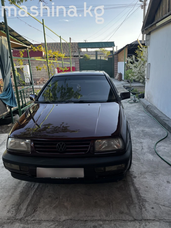 Volkswagen Vento 1.8 MT