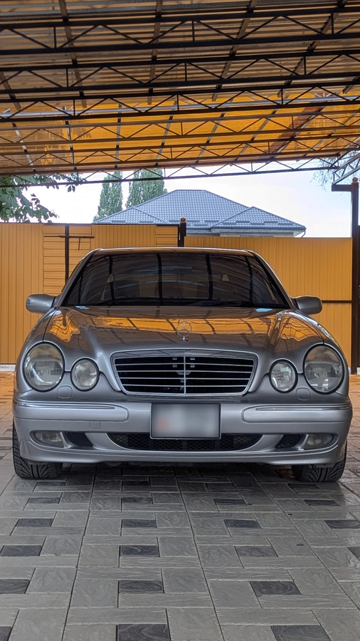 Mercedes-Benz E-Класс II (W210, S210) Рестайлинг 320 3.2 AT