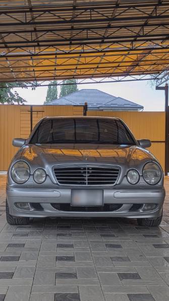 Mercedes-Benz E-Класс II (W210, S210) Рестайлинг 320 3.2 AT