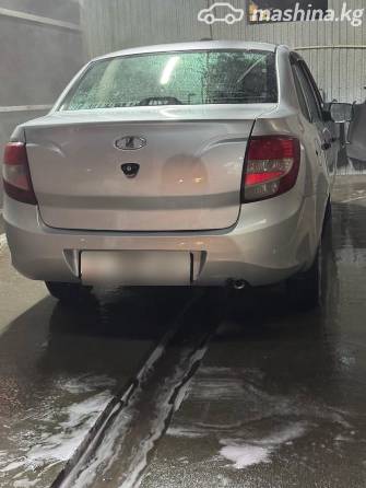 ВАЗ (Lada) Granta I 1.6 MT