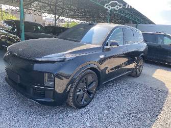 LiXiang L8 Рестайлинг 1.5hyb AT 4WD