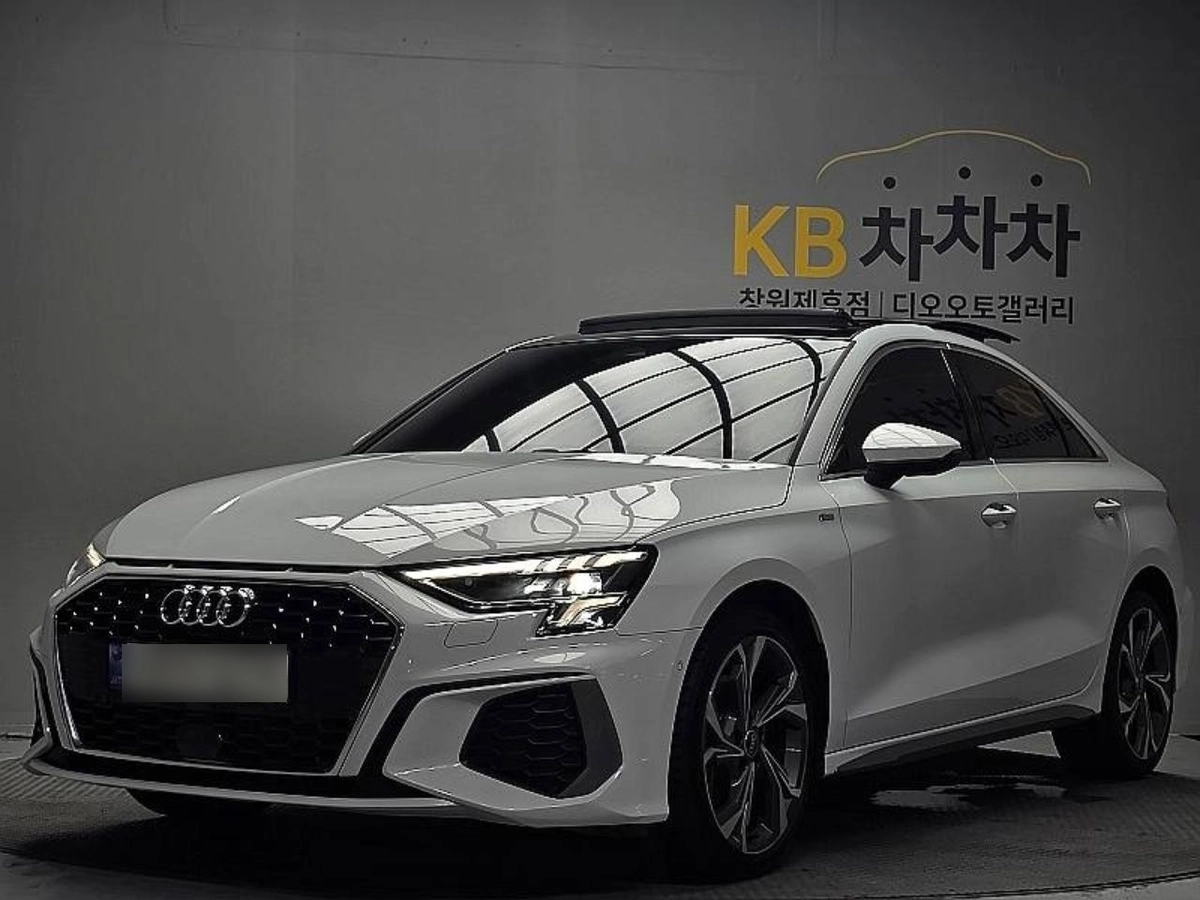 Audi A3 IV (8Y) 40 TFSI 2.0 AMT
