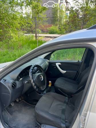 ВАЗ (Lada) Largus I 1.6 MT