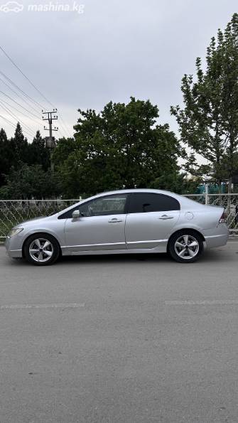 Honda Civic VIII 1.8 AT
