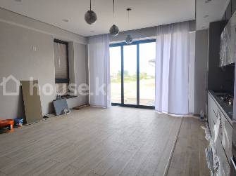 Коммерческая недвижимость, 85 м2