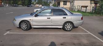Mitsubishi Carisma 1.6 MT