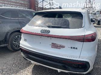 Audi Q5 Sportback I (FY) 40 TFSI 2.0 AMT 4WD