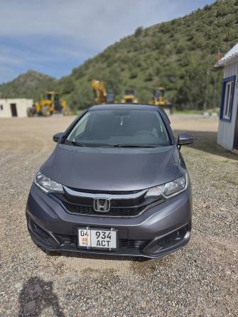 Honda Fit III Рестайлинг 1.5 CVT