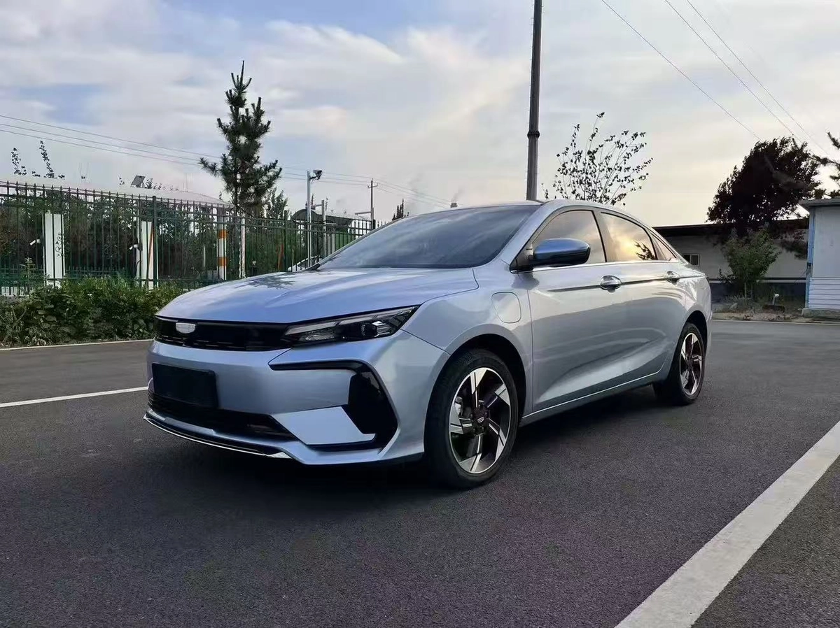 Geely Emgrand L 1.4 CVT