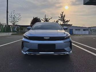 Geely Emgrand L 1.4 CVT