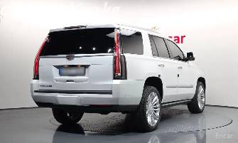 Cadillac Escalade IV 6.2 AT 4WD