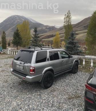 Nissan Pathfinder II 3.5 AT 4WD