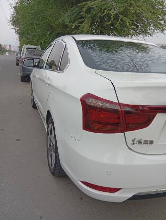 Dongfeng Aeolus E70 48.4 kWh Electro AT