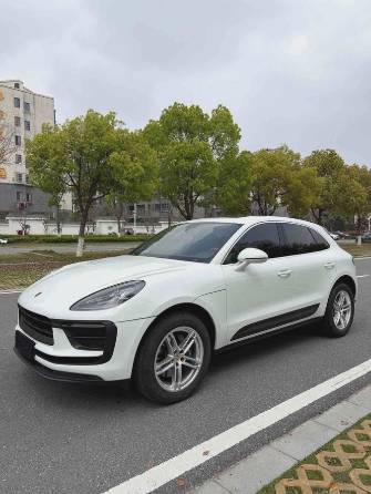 Porsche Macan I Рестайлинг 2 2.0 AMT 4WD