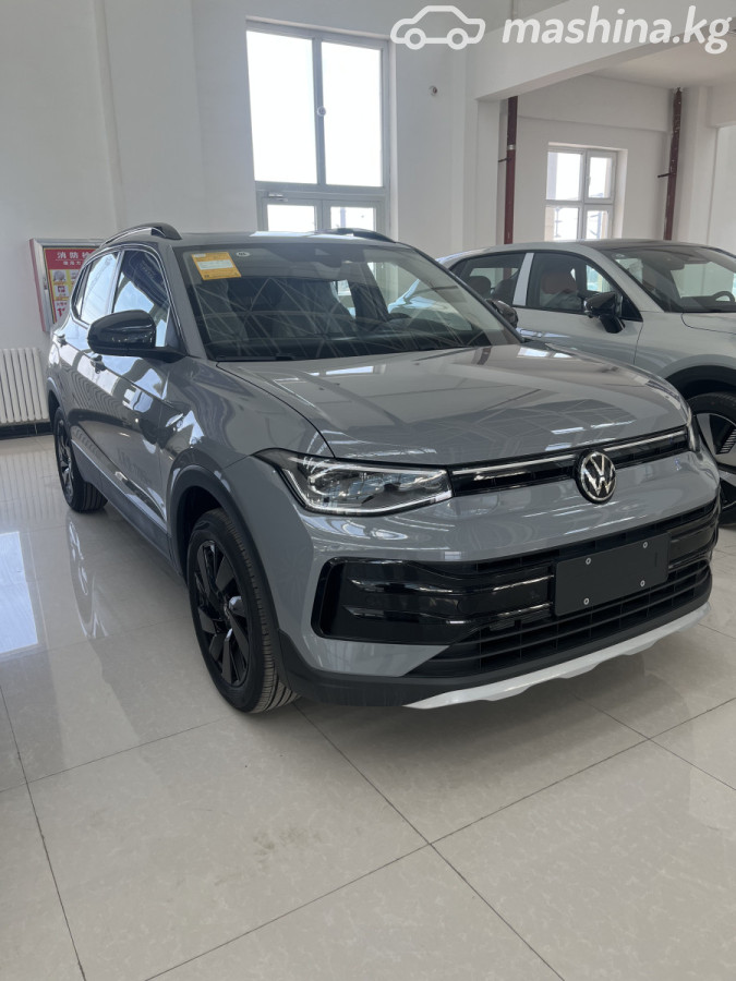 Открыть фото Volkswagen Tharu XR 330 TSI 2.0 AMT 4WD