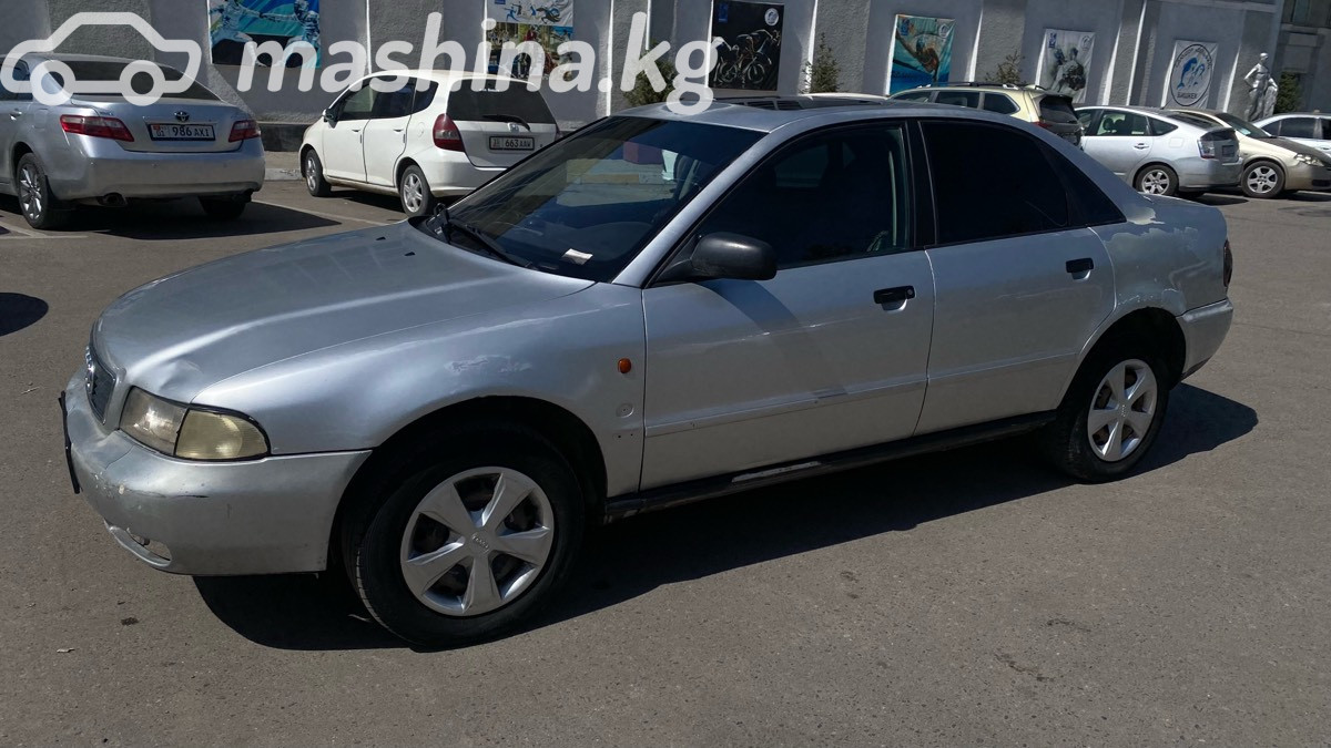 Открыть фото Audi A4 I (B5) 1.6 MT