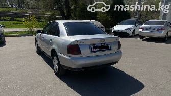 Audi A4 I (B5) 1.6 MT