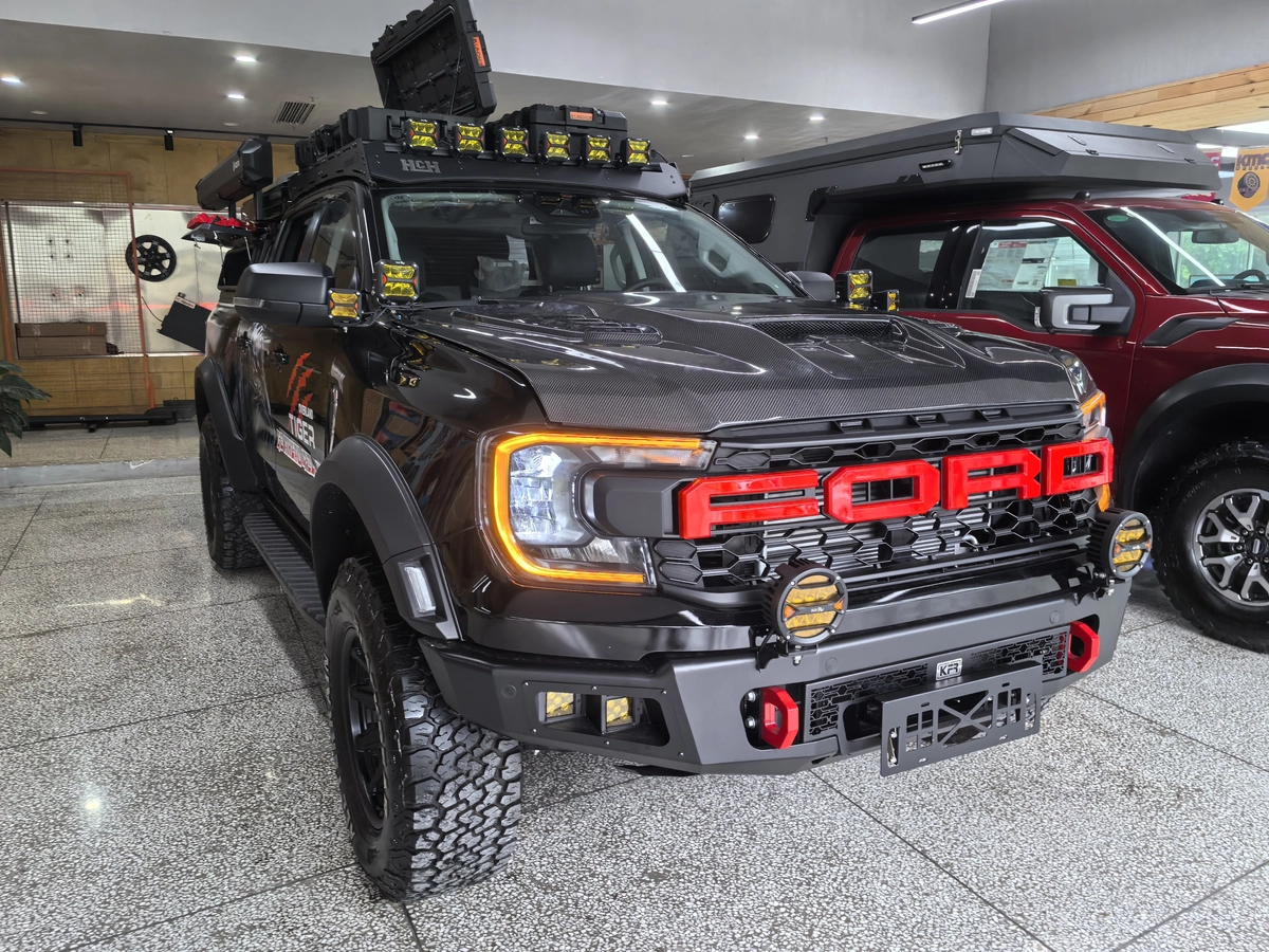 Открыть фото Ford Ranger T6.2 2.3d AT 4WD