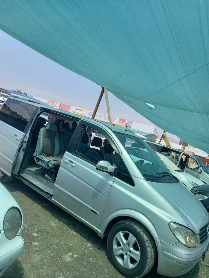 Mercedes-Benz Viano I (W639) L1 2.2d AT
