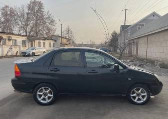 Suzuki Liana I 1.6 MT