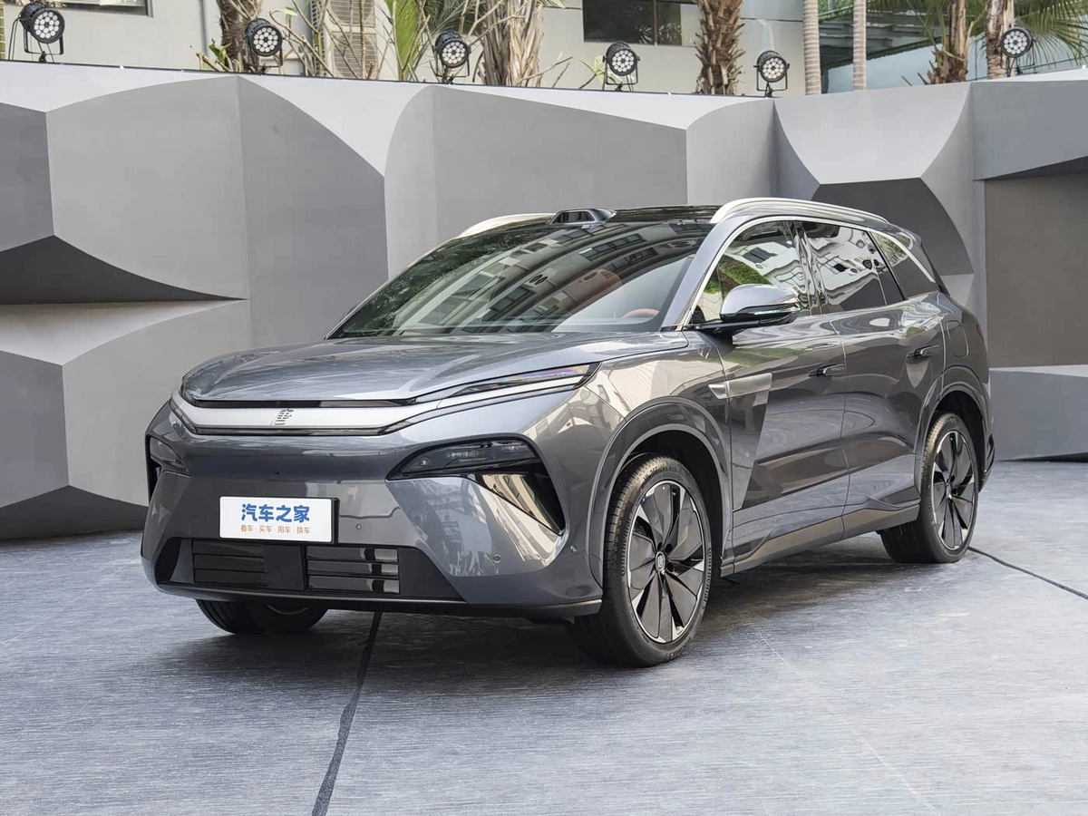 BYD Tang L DM-p 1.5hyb AT 4WD